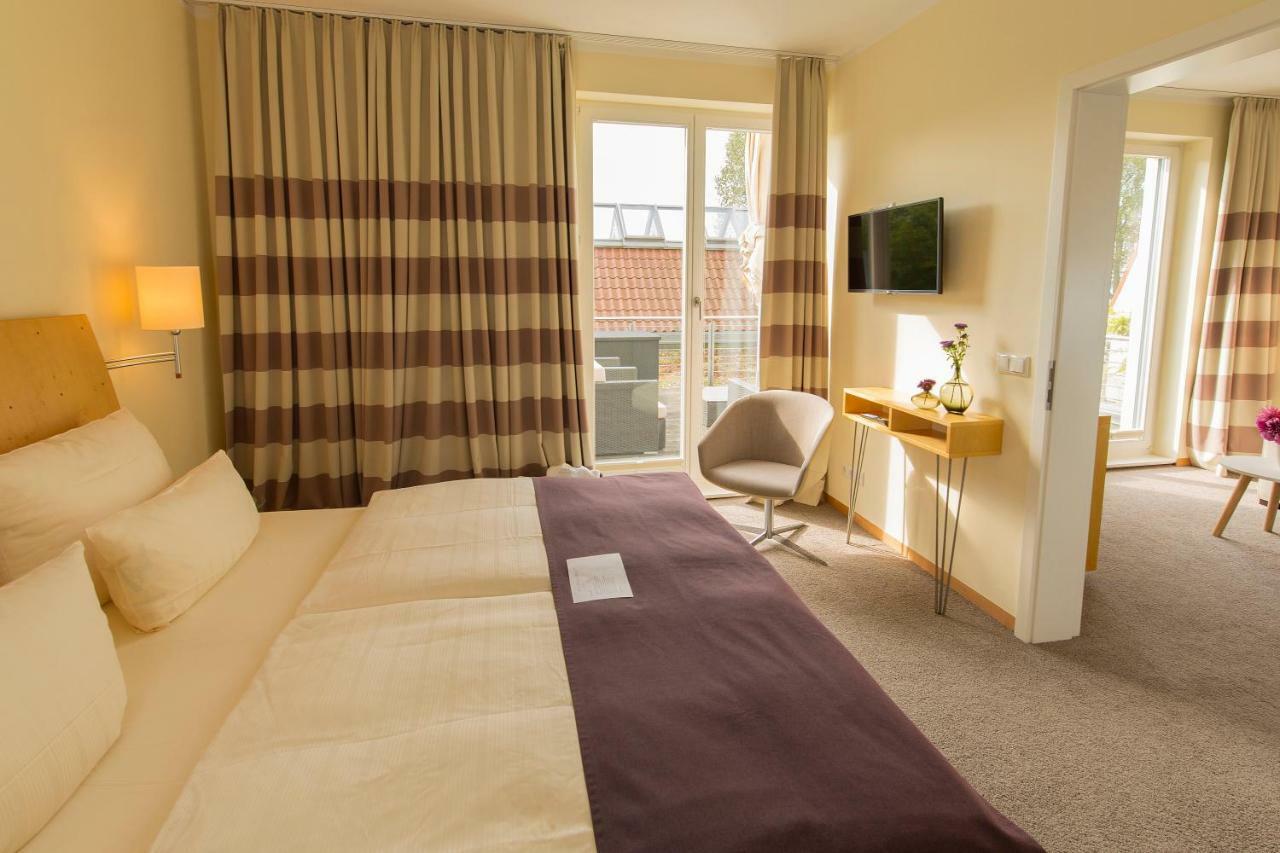 וארן Hotel Kleines Meer מראה חיצוני תמונה